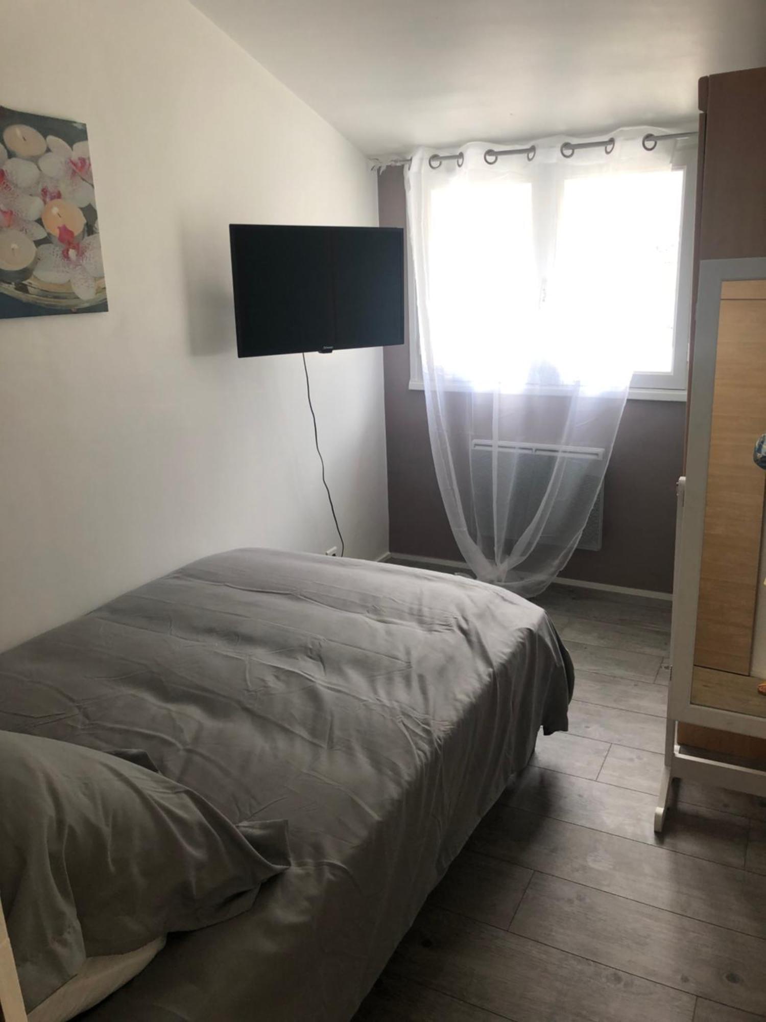 Loue Tres Bel App 75 M2 Deco Modern 150 M Port- Ville Close-Halles-Marche 15Mn Конкарно Екстериор снимка