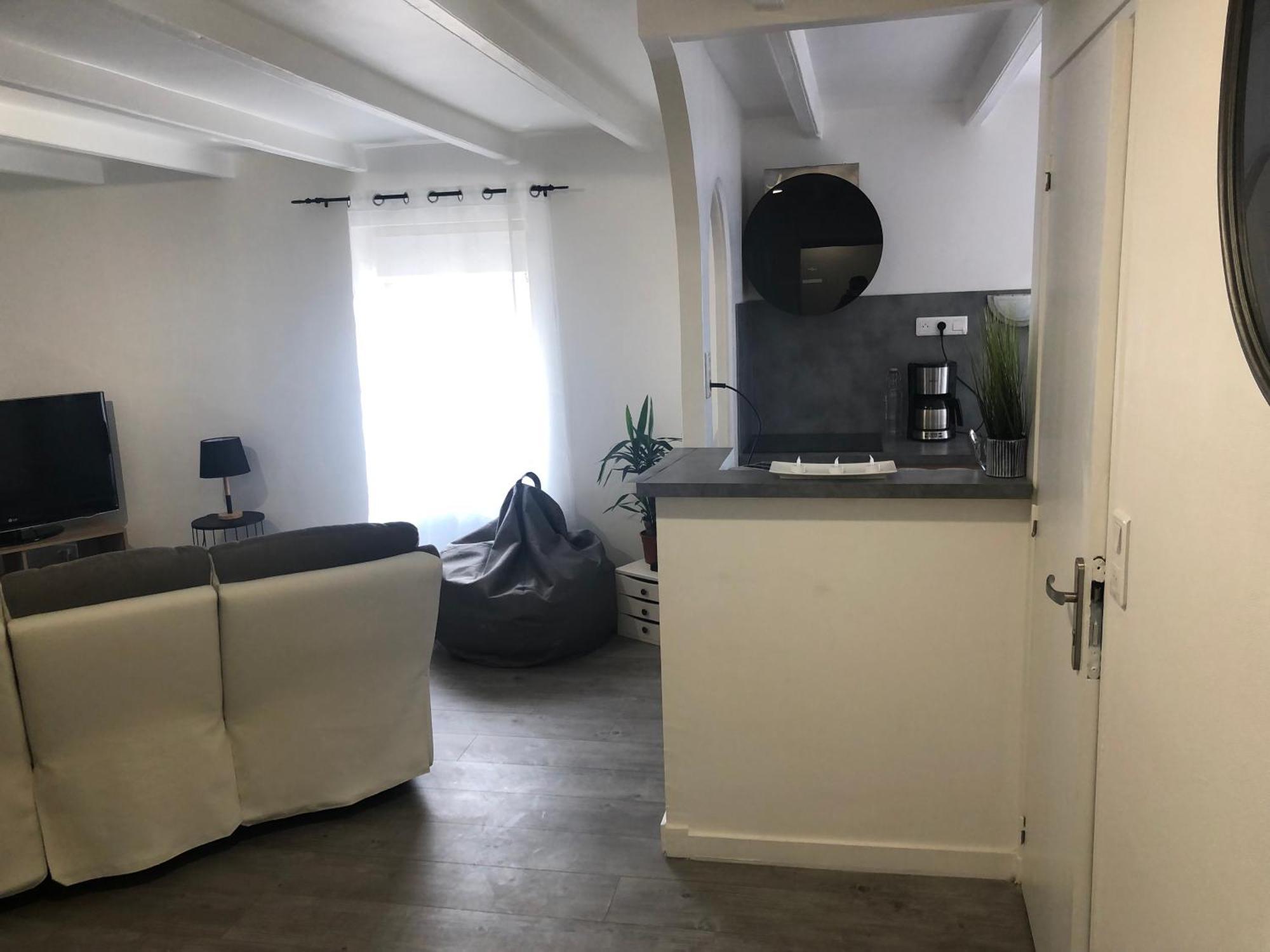 Loue Tres Bel App 75 M2 Deco Modern 150 M Port- Ville Close-Halles-Marche 15Mn Конкарно Екстериор снимка