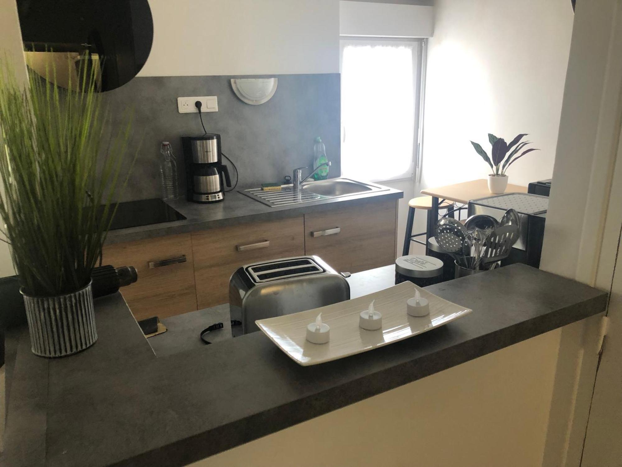Loue Tres Bel App 75 M2 Deco Modern 150 M Port- Ville Close-Halles-Marche 15Mn Конкарно Екстериор снимка