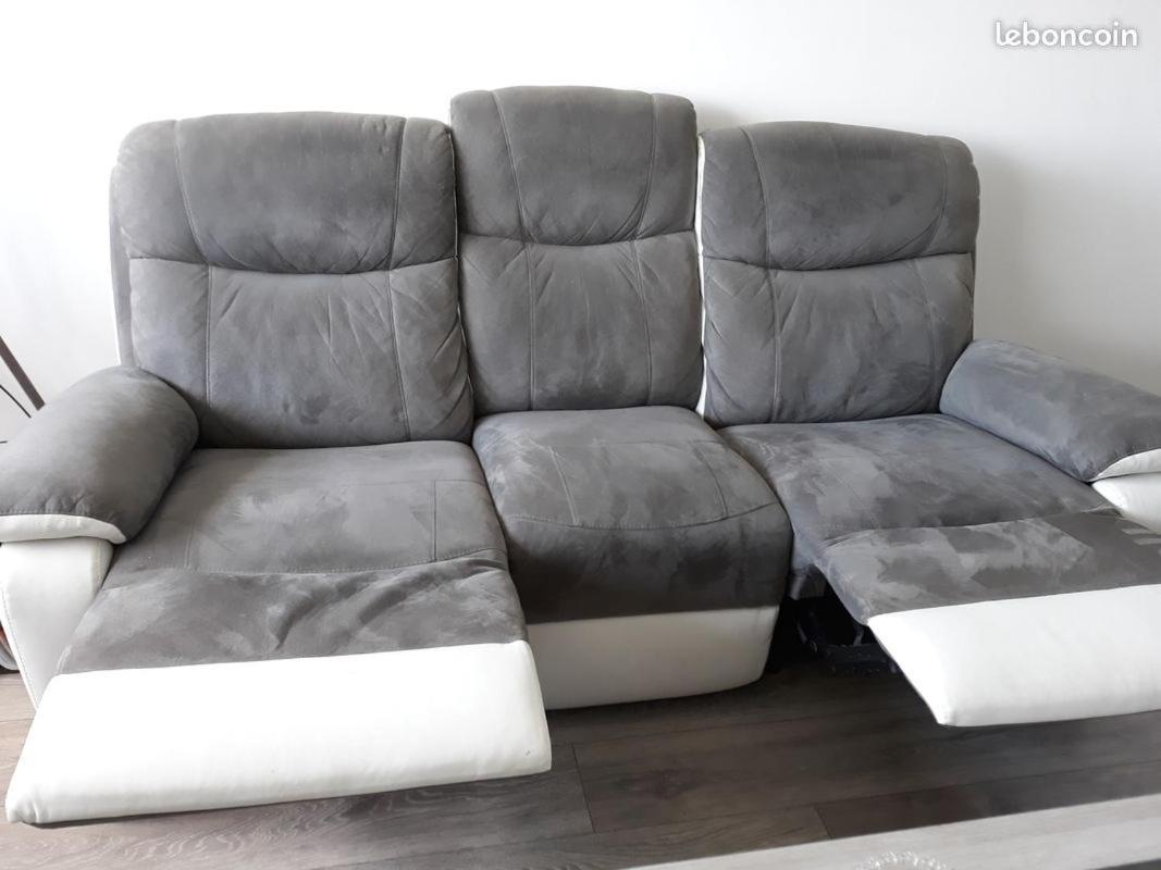 Loue Tres Bel App 75 M2 Deco Modern 150 M Port- Ville Close-Halles-Marche 15Mn Конкарно Екстериор снимка